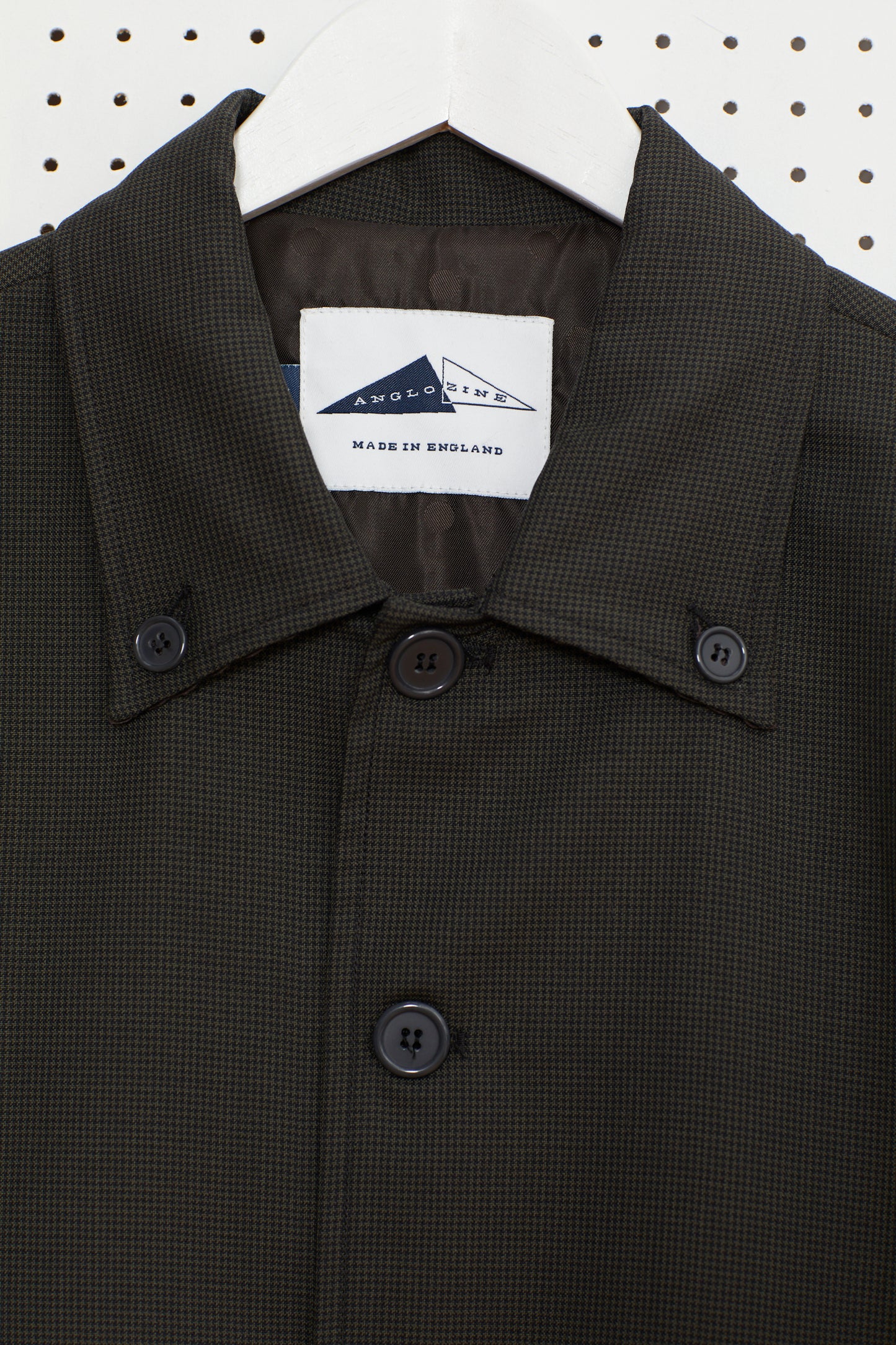 ISLAND Button down collar puppy tooth jacket (Dark Olive)