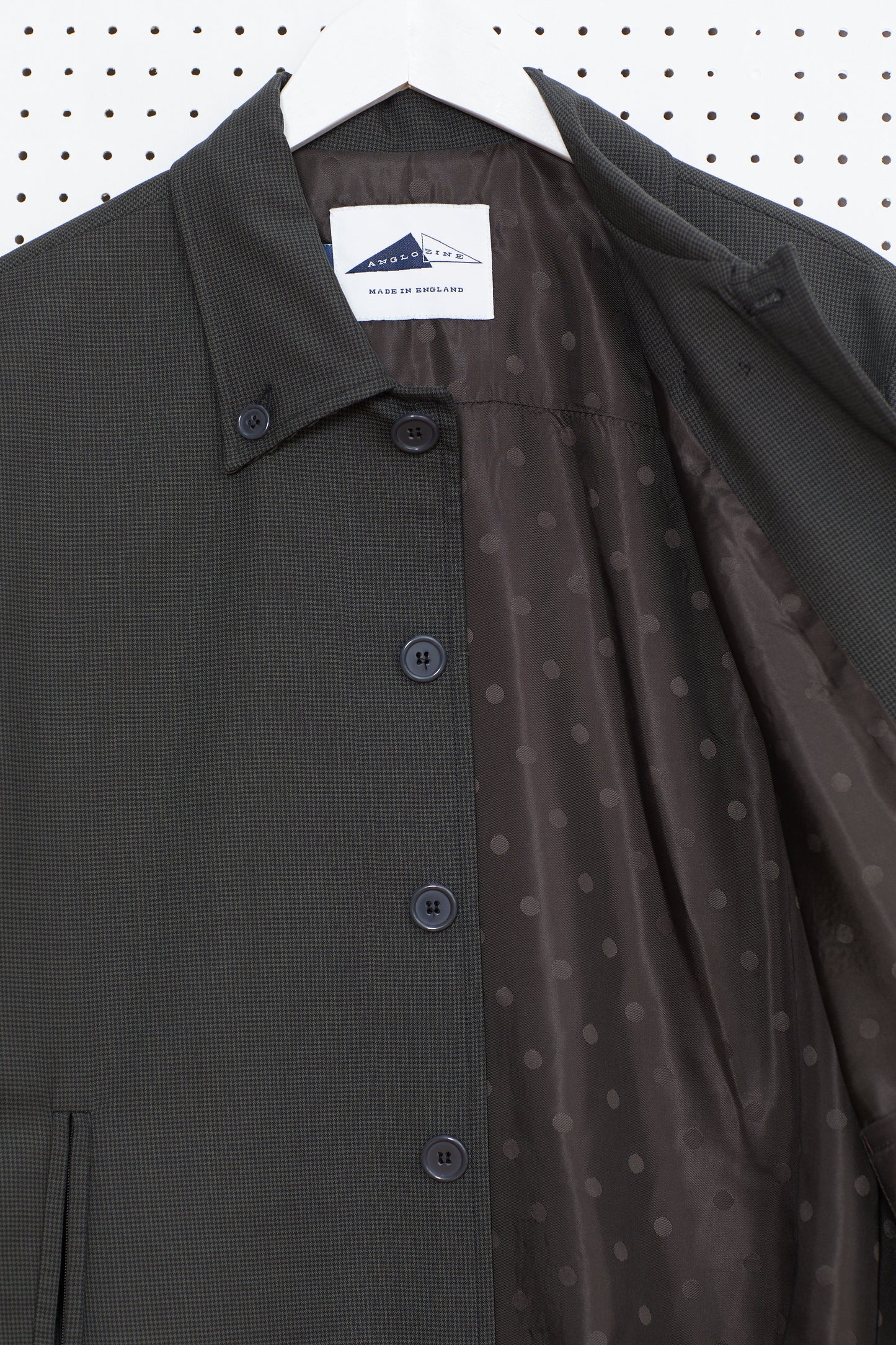 ISLAND Button down collar puppy tooth jacket (Dark Olive)