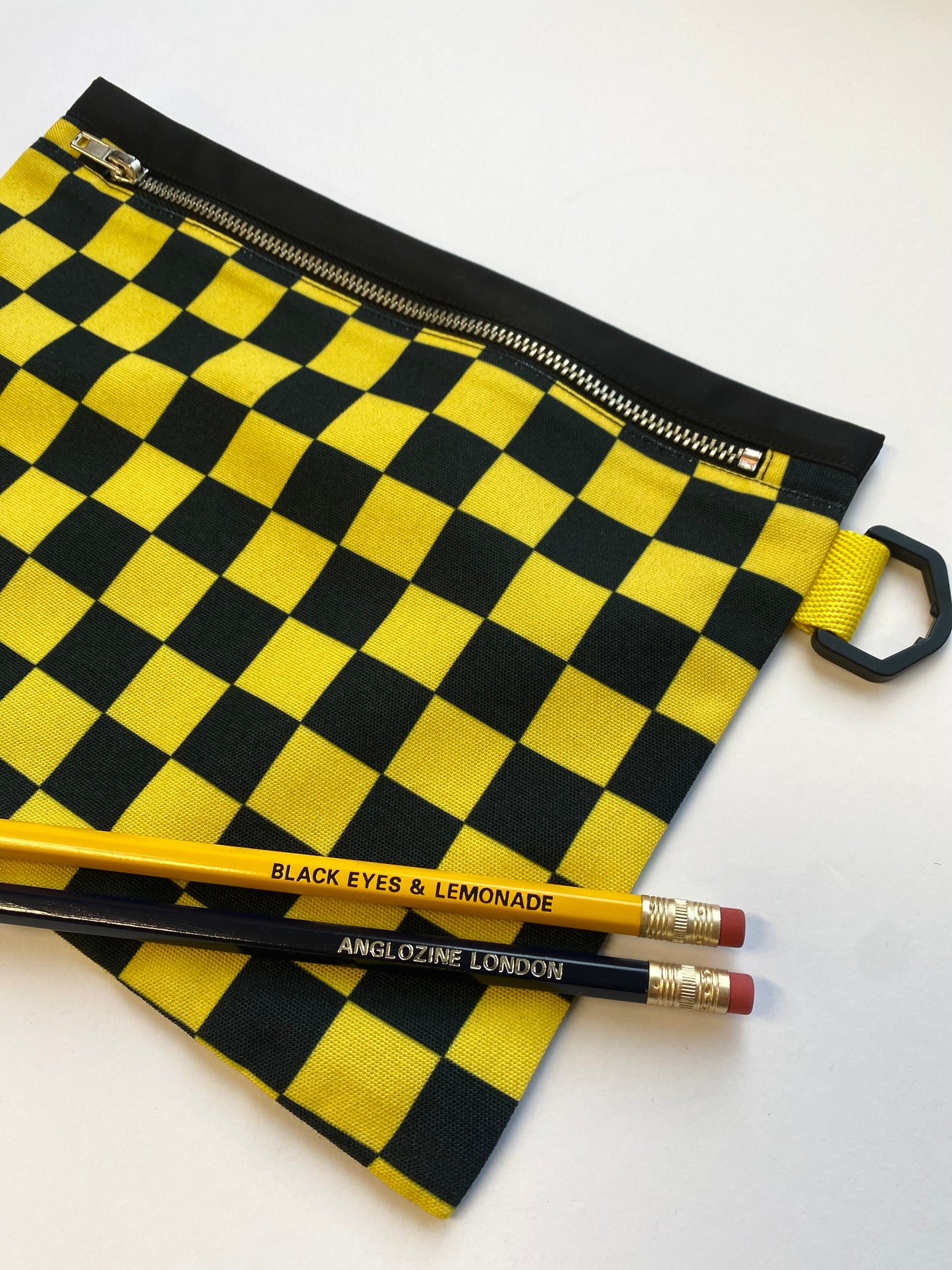 POCKET Checkerboard - Black