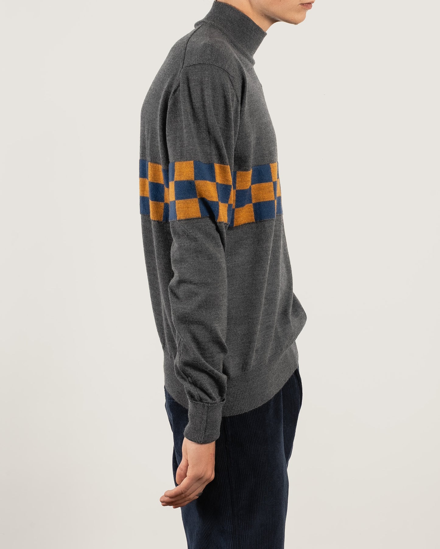 T.E.C Turtle neck - Gunmetal